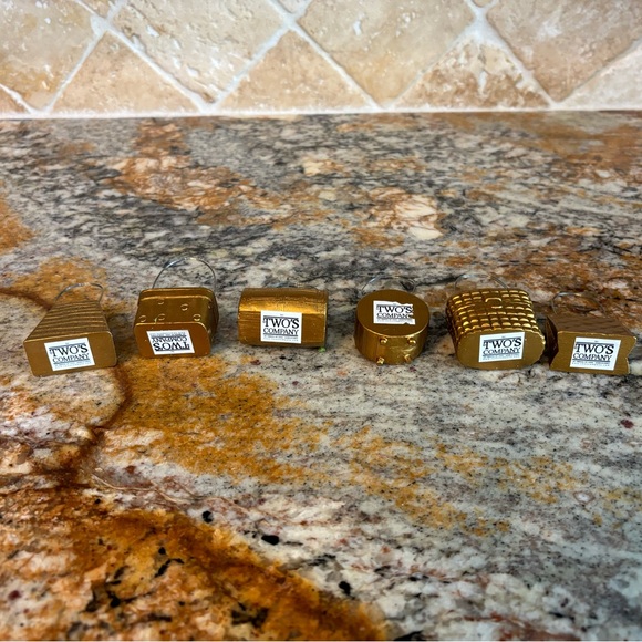 Two's Company Vintage Golden Purse Placecard Holders-Set of 6 - Picture 5 of 10